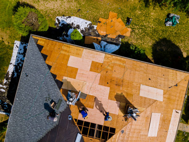 Best Residential Roofing Contractor  in Centreville, MI